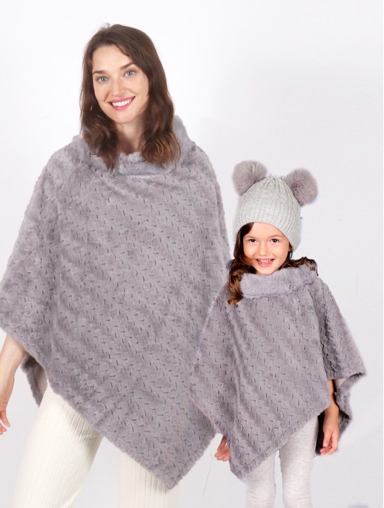 Mom and Kids Weave Pattern Faux Fur Poncho 